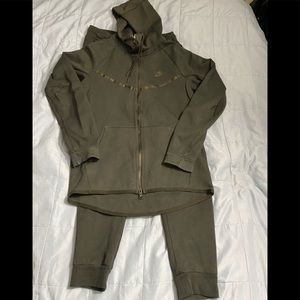 NIKE TECH BLACK TRACK SUIT HOODIE SWEATPANTS